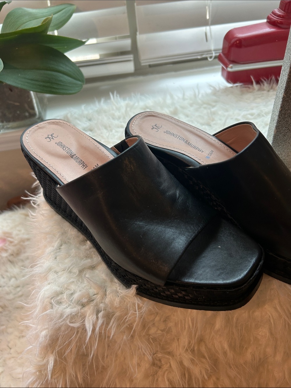 Clogs